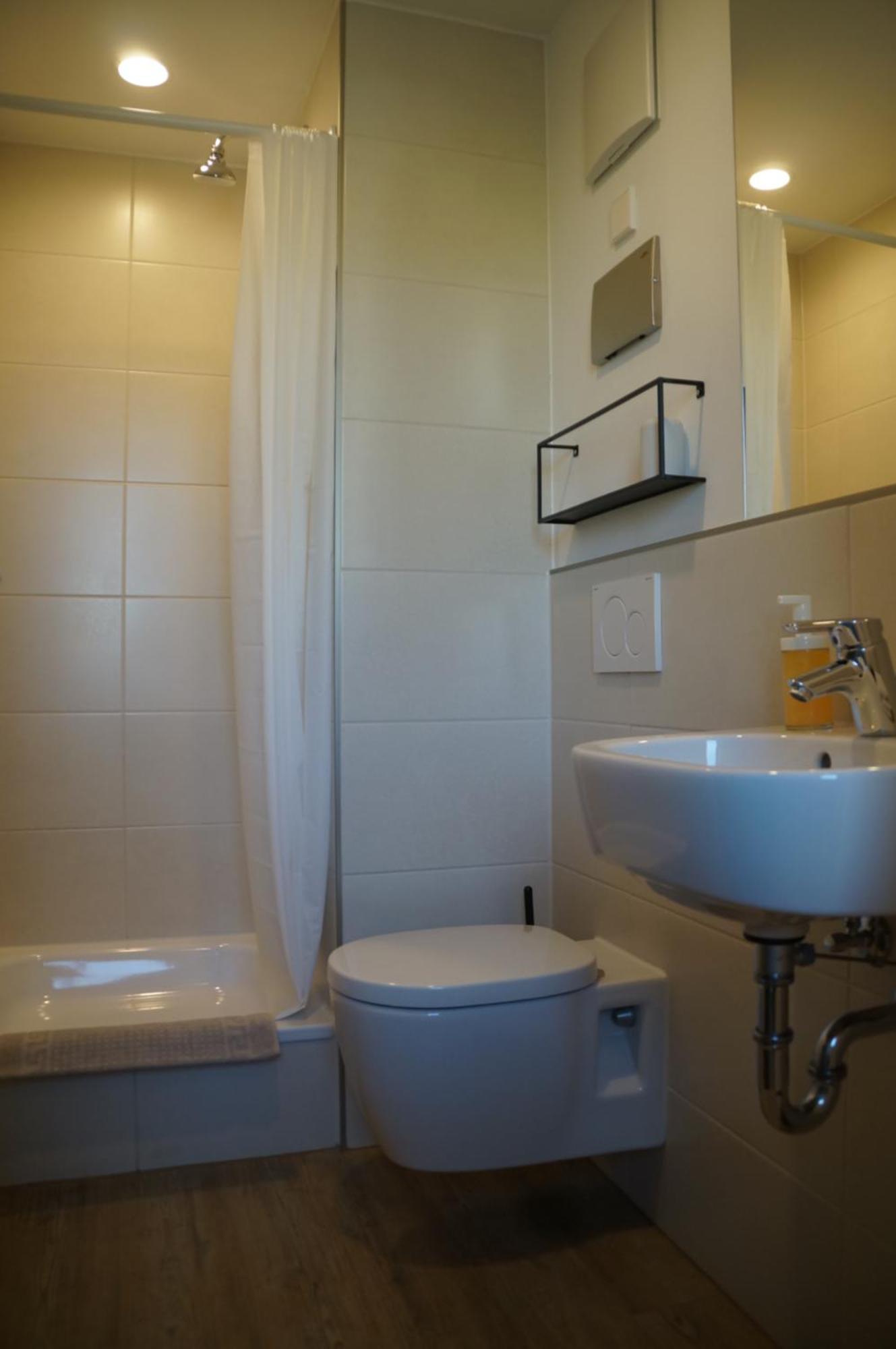 Hofgut Stefan Hostel อูลดิงเงน มึลโฮเฟิน ภายนอก รูปภาพ